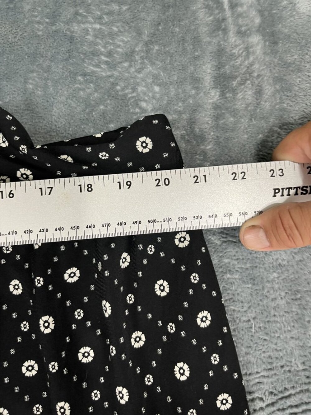Lane Bryant Black & White Wide-Leg Pants Size 18/20 Floral Print - Picture 9 of 10